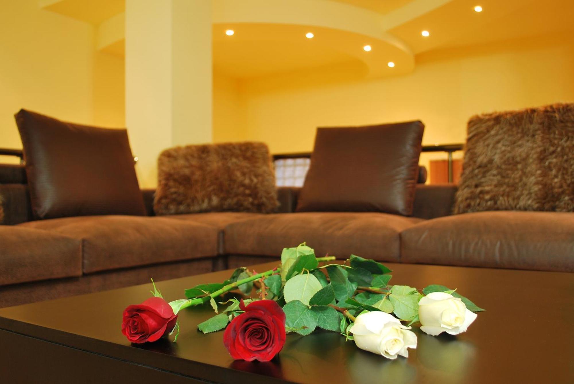Hotel Diamond Tbilisi Esterno foto