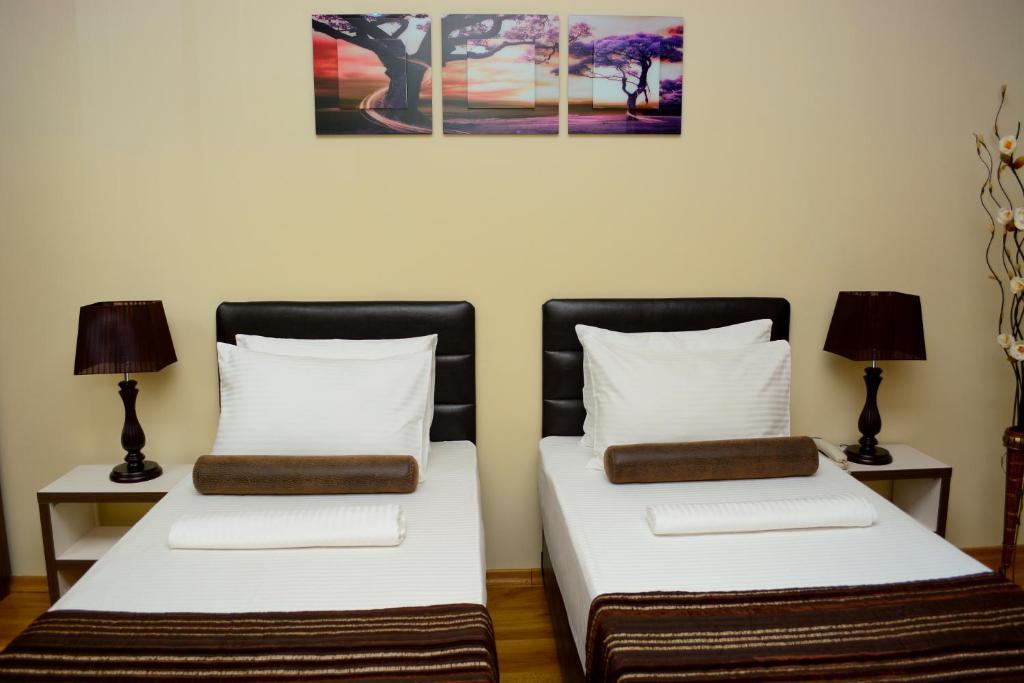 Hotel Diamond Tbilisi Esterno foto