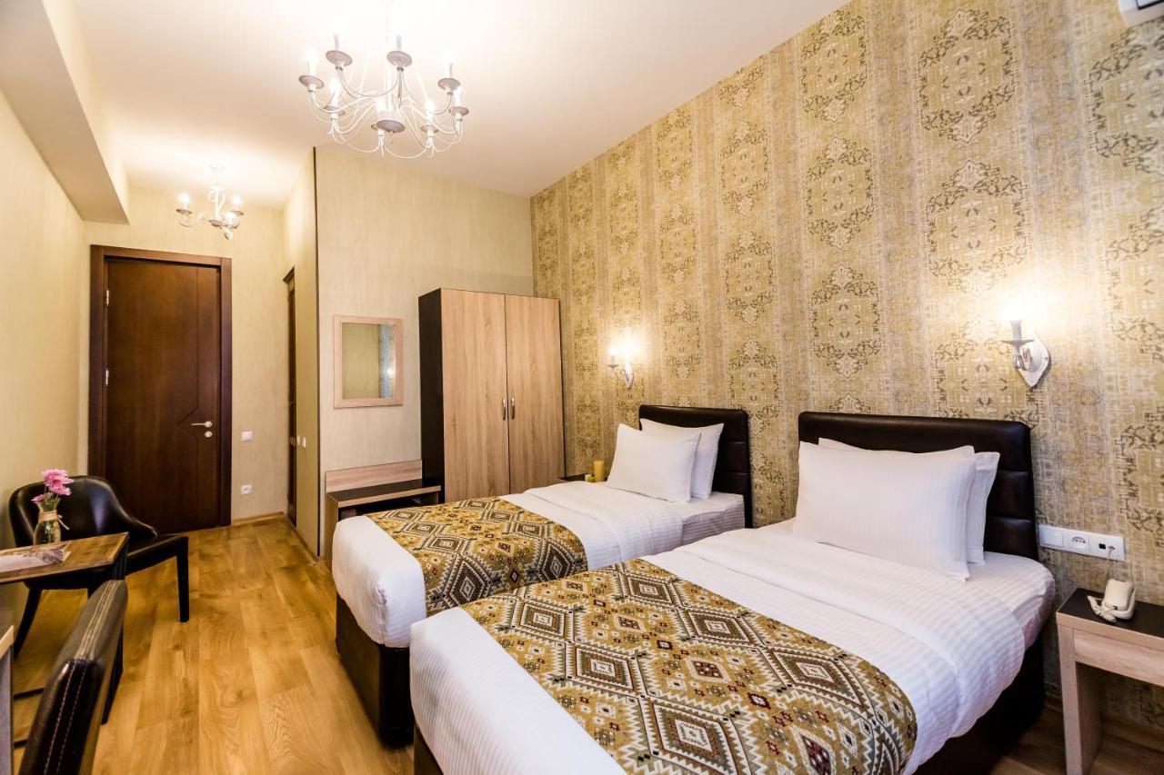 Hotel Diamond Tbilisi Esterno foto