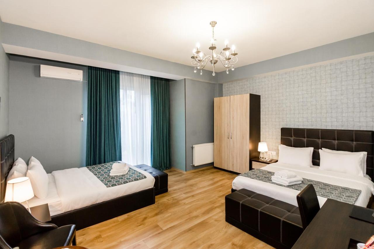 Hotel Diamond Tbilisi Esterno foto