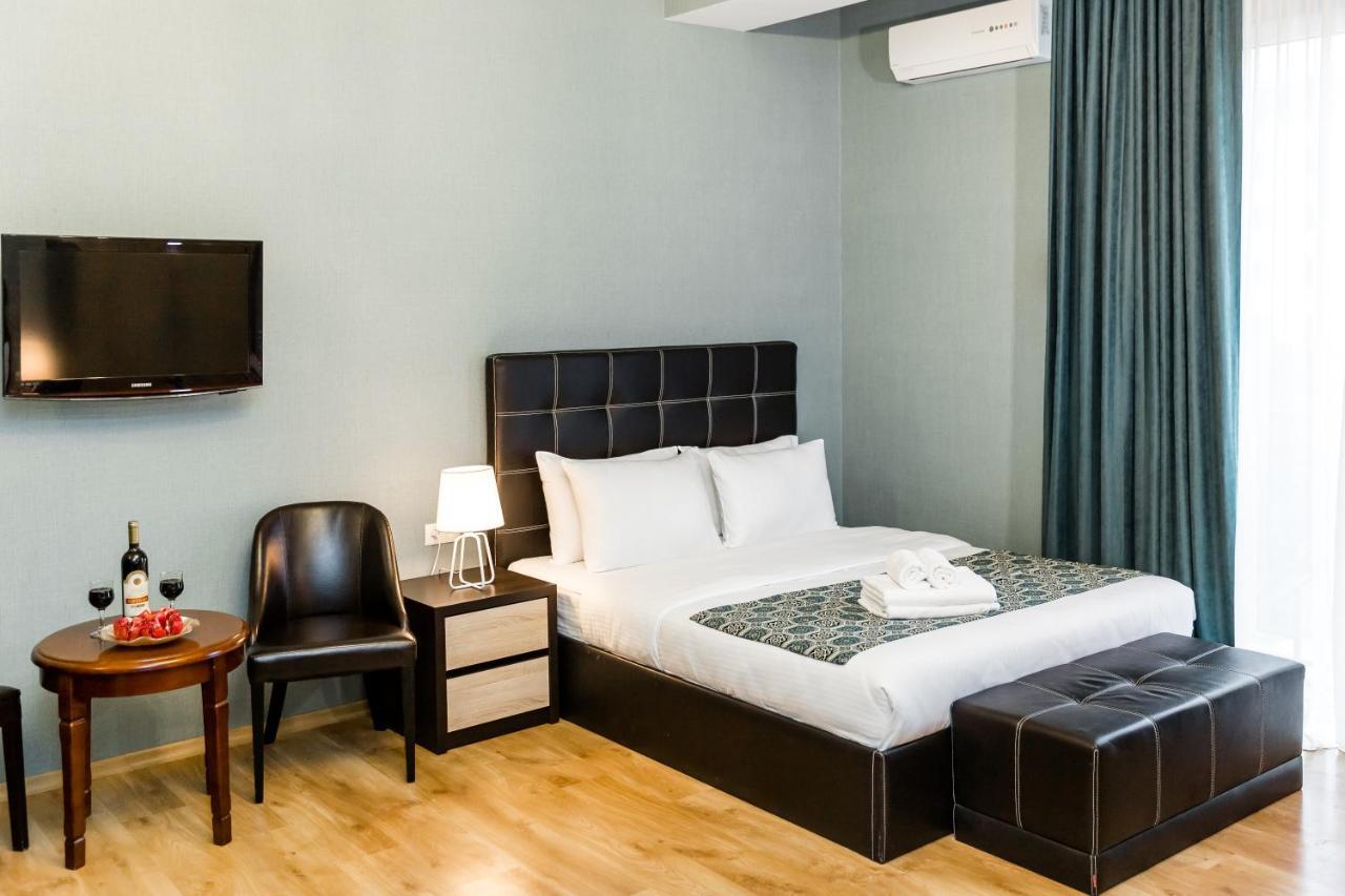 Hotel Diamond Tbilisi Esterno foto
